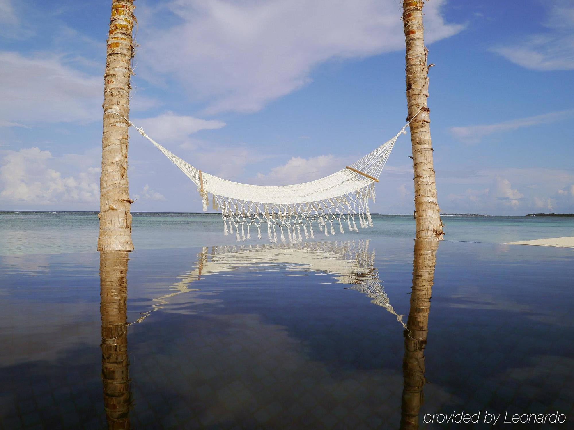 The Residence Maldives Dhigurah  Facilități foto